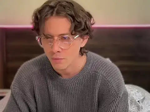 mcklister kinky feets online show from March 15, 8:49 pm