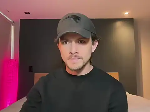 Snapshot of mcklister_kinky_feets chatting on February 12, 7:24 pm mcklister kinky feets online show from February 12, 7:24 pm