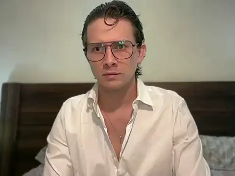 mcklister kinky feets online show from March 5, 8:05 pm