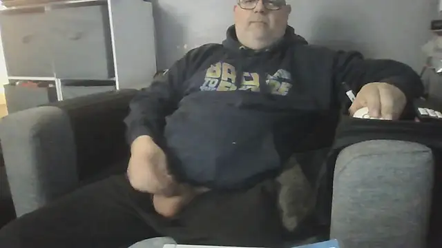 Snapshot of Naturistmale45 chatting on April 30, 7:59 am Naturistmale45 online show from April 30, 7:59 am
