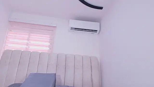 timkerbell  online show from February 14, 7:14 pm