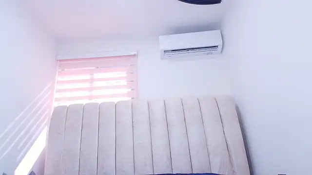 timkerbell  online show from December 21, 7:15 pm