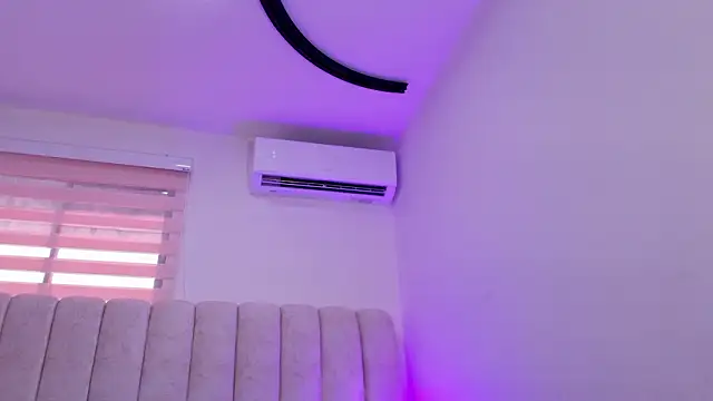 timkerbell  online show from March 10, 7:18 pm