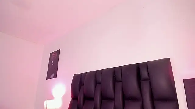 Snooky Clinton online show from February 20, 5:44 am