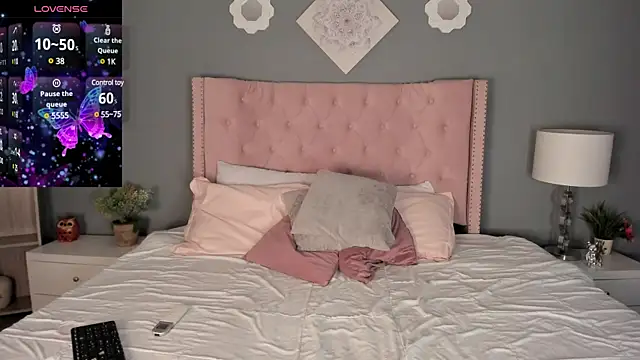 Snooky Clinton online show from March 22, 10:26 pm