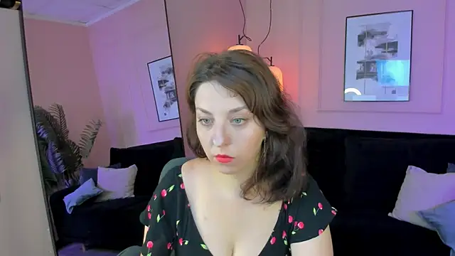 MargaretFatal online show from June 22, 5:48 am
