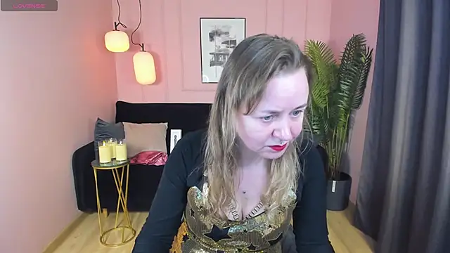 Snapshot of GabrielGold chatting on January 23, 8:56 pm GabrielGold online show from January 23, 8:56 pm