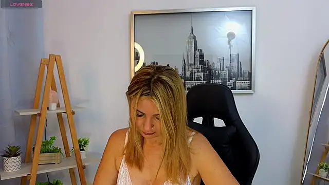 bella  adams online show from October 12, 1:23 pm