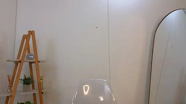 Snapshot of bella__adams chatting on June 17, 12:04 pm bella adams online show from June 17, 12:04 pm