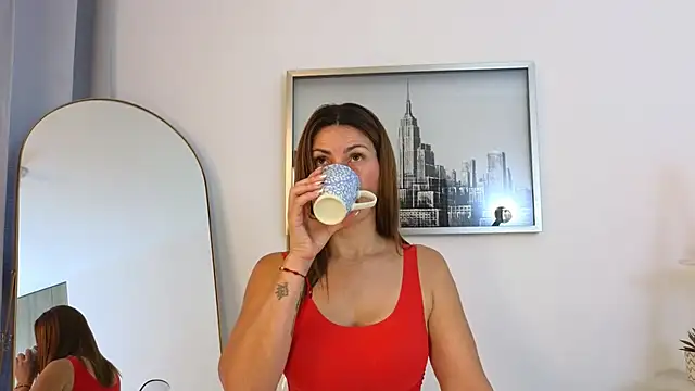 bella  adams online show from January 17, 4:10 pm