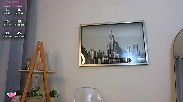 bella  adams online show from December 15, 12:55 pm