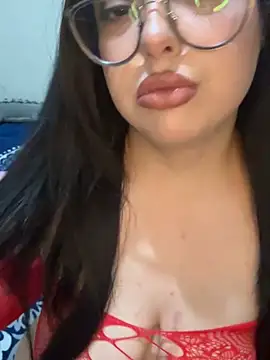 MileyGia online show from February 12, 1:16 am