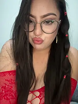 MileyGia online show from April 7, 2:57 am