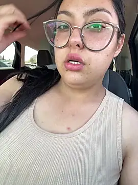 MileyGia online show from March 19, 6:52 pm