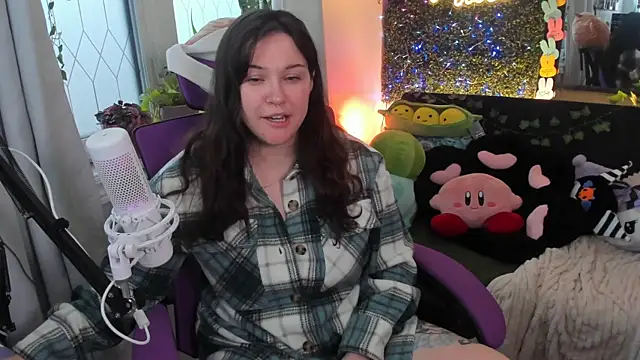 JennKenobi online show from March 20, 2:18 pm