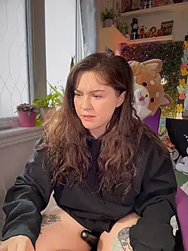 JennKenobi online show from March 11, 3:17 pm