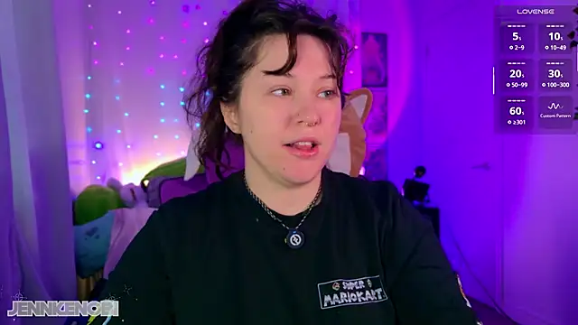 JennKenobi online show from February 24, 3:35 pm