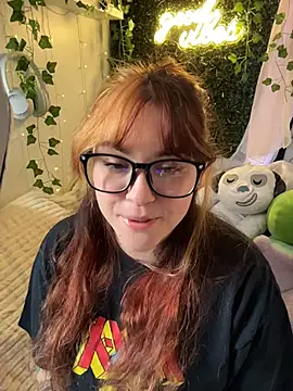 Snapshot of JennKenobi chatting on July 15, 3:19 pm JennKenobi online show from July 15, 3:19 pm