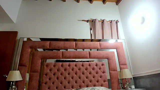 Snapshot of briana_wonder69xxx chatting on February 7, 2:36 pm briana wonder69xxx online show from February 7, 2:36 pm