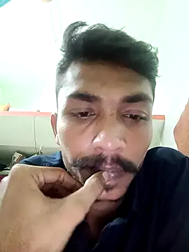 Snapshot of PrabV0319 chatting on October 6, 1:12 pm PrabV0319 online show from October 6, 1:12 pm