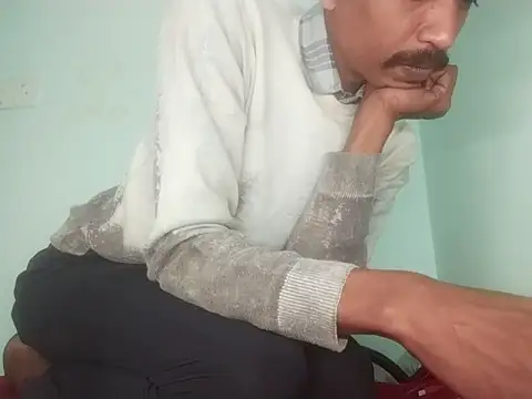 Snapshot of PrabV0319 chatting on January 7, 7:35 am PrabV0319 online show from January 7, 7:35 am