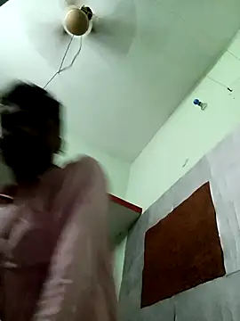 PrabV0319 online show from November 1, 10:42 am