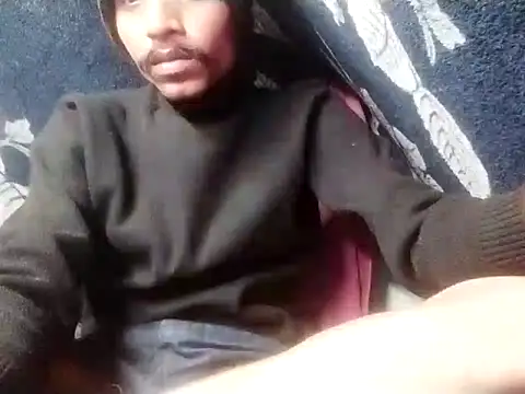 Snapshot of PrabV0319 chatting on January 6, 7:29 pm PrabV0319 online show from January 6, 7:29 pm