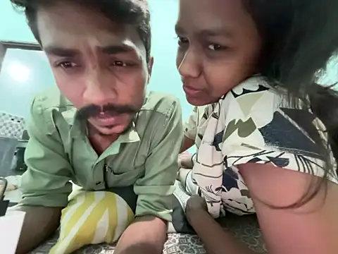 Snapshot of PrabV0319 chatting on February 28, 2:06 pm PrabV0319 online show from February 28, 2:06 pm