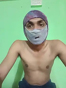 Snapshot of PrabV0319 chatting on May 27, 6:21 am PrabV0319 online show from May 27, 6:21 am