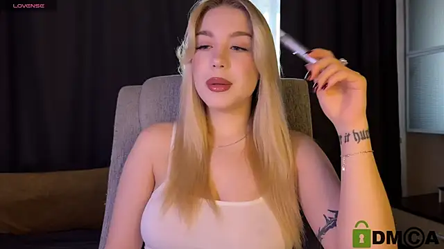 ariashaa online show from March 22, 2:51 pm