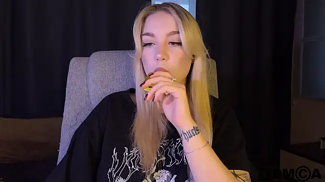 ariashaa online show from March 16, 2:32 pm