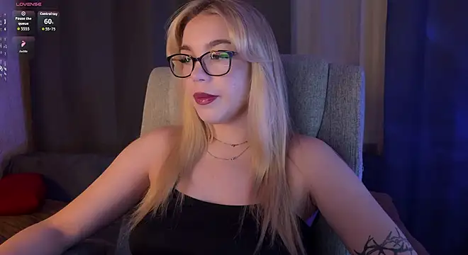 ariashaa online show from February 1, 5:11 pm