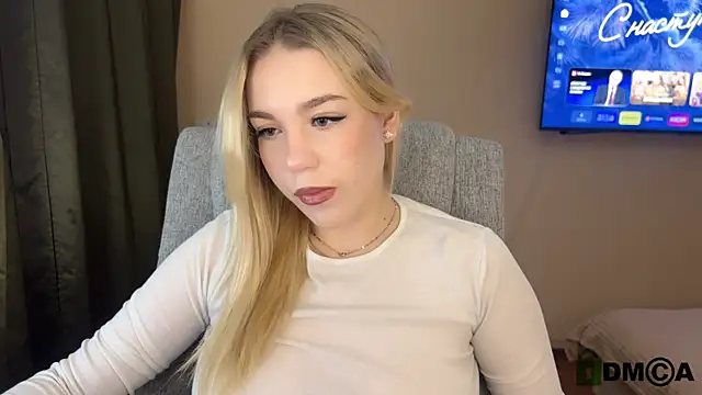 ariashaa online show from December 19, 3:03 pm