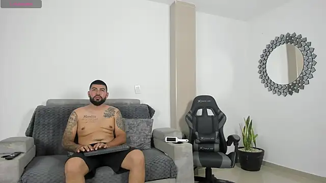 DulceRomance online show from May 6, 2:37 am