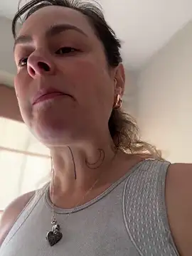 Snapshot of misslulipop chatting on September 24, 2:23 pm misslulipop online show from September 24, 2:23 pm