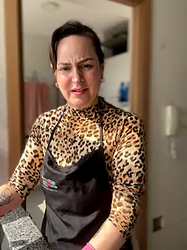 Snapshot of misslulipop chatting on September 18, 8:23 pm misslulipop online show from September 18, 8:23 pm