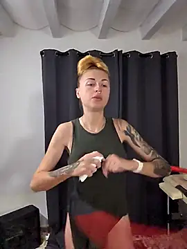 kylie blck online show from April 11, 2:30 am