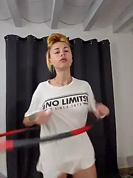 kylie blck online show from April 16, 5:19 am