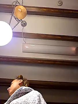 kylie blck online show from April 14, 3:33 am