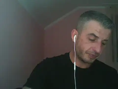  marrrio online show from December 5, 11:45 pm