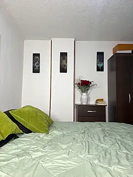 Angela isabella online show from March 5, 9:33 pm