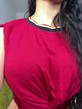 Angela isabella online show from June 9, 10:00 pm