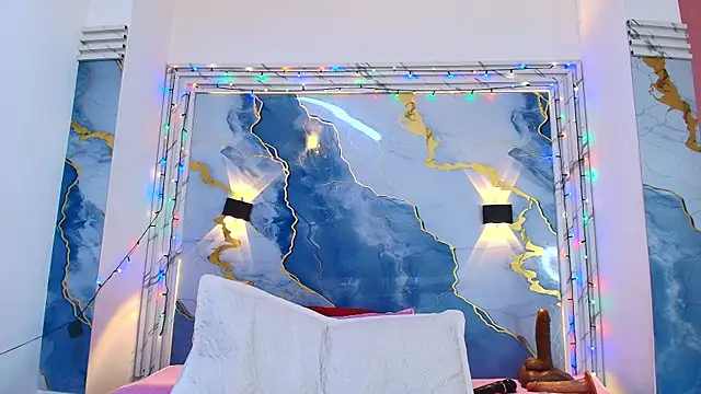 lorrayne  online show from January 8, 12:22 pm