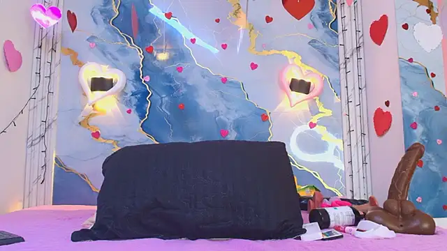 lorrayne  online show from February 11, 12:16 pm