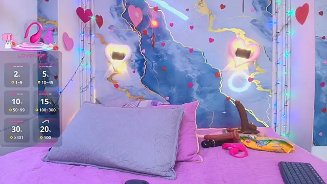 lorrayne  online show from February 16, 12:15 pm