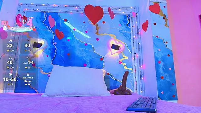 lorrayne  online show from February 14, 12:16 pm