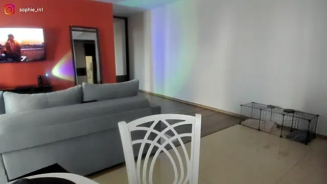  in yan online show from April 8, 6:04 am