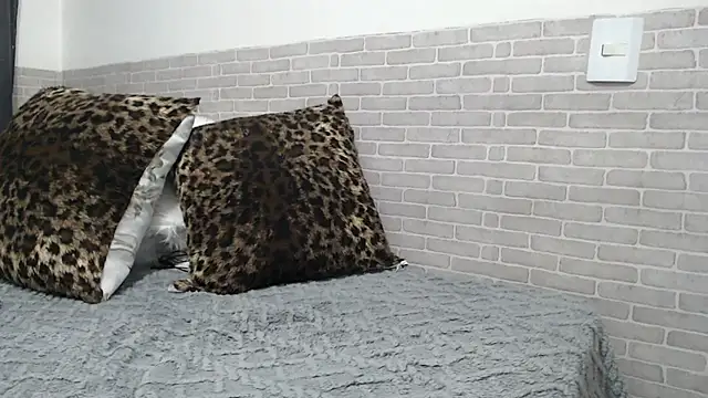 sweet luana online show from October 21, 4:01 am