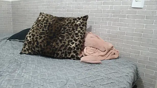 sweet luana online show from November 27, 3:40 am