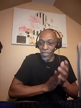 Lonelynudist59 online show from February 12, 12:05 pm